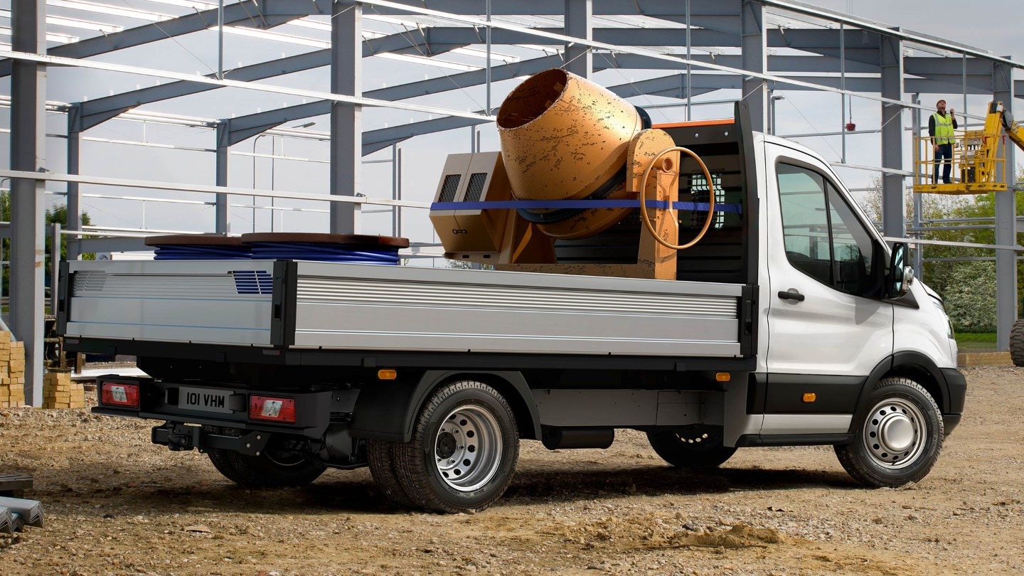 Ford Transit con cassone