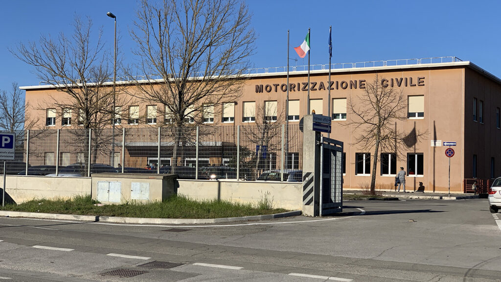 edificio motorizzazione civile