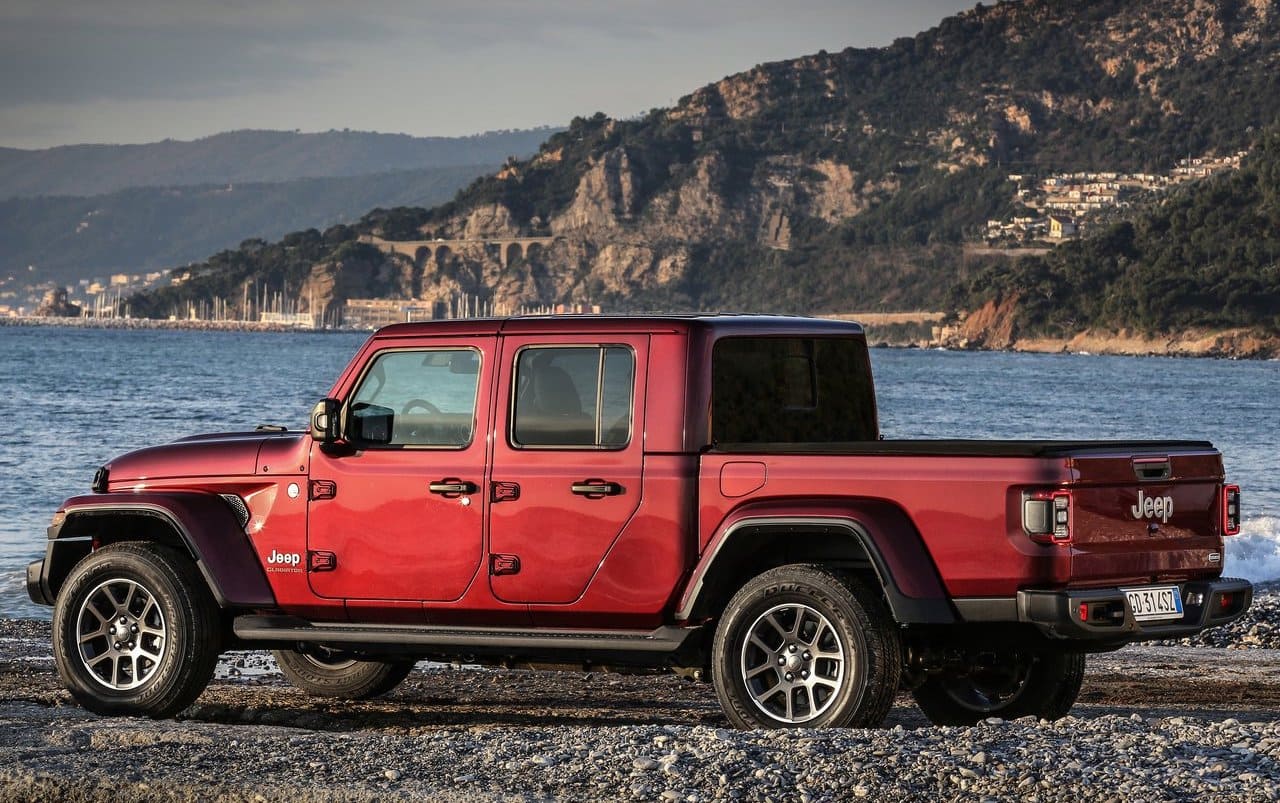 Jeep Gladiator prezzo, caratteristiche, interni, esterni