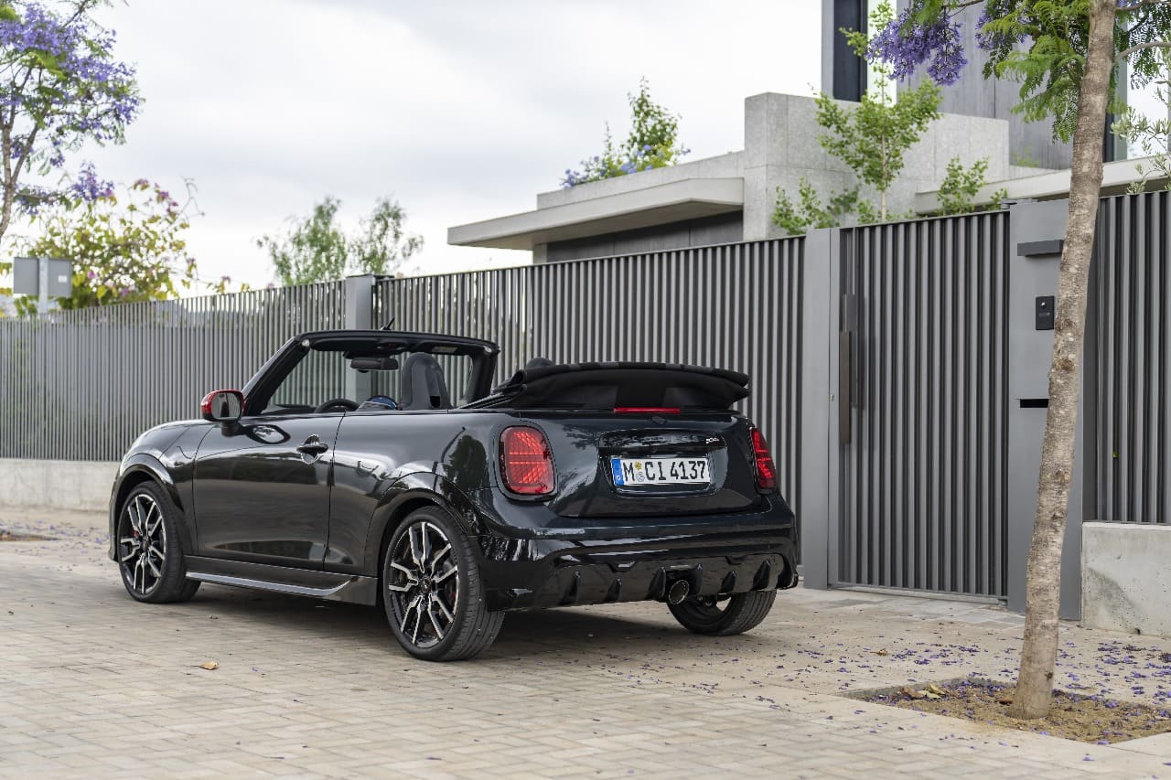 MINI John Cooper Works a benzina