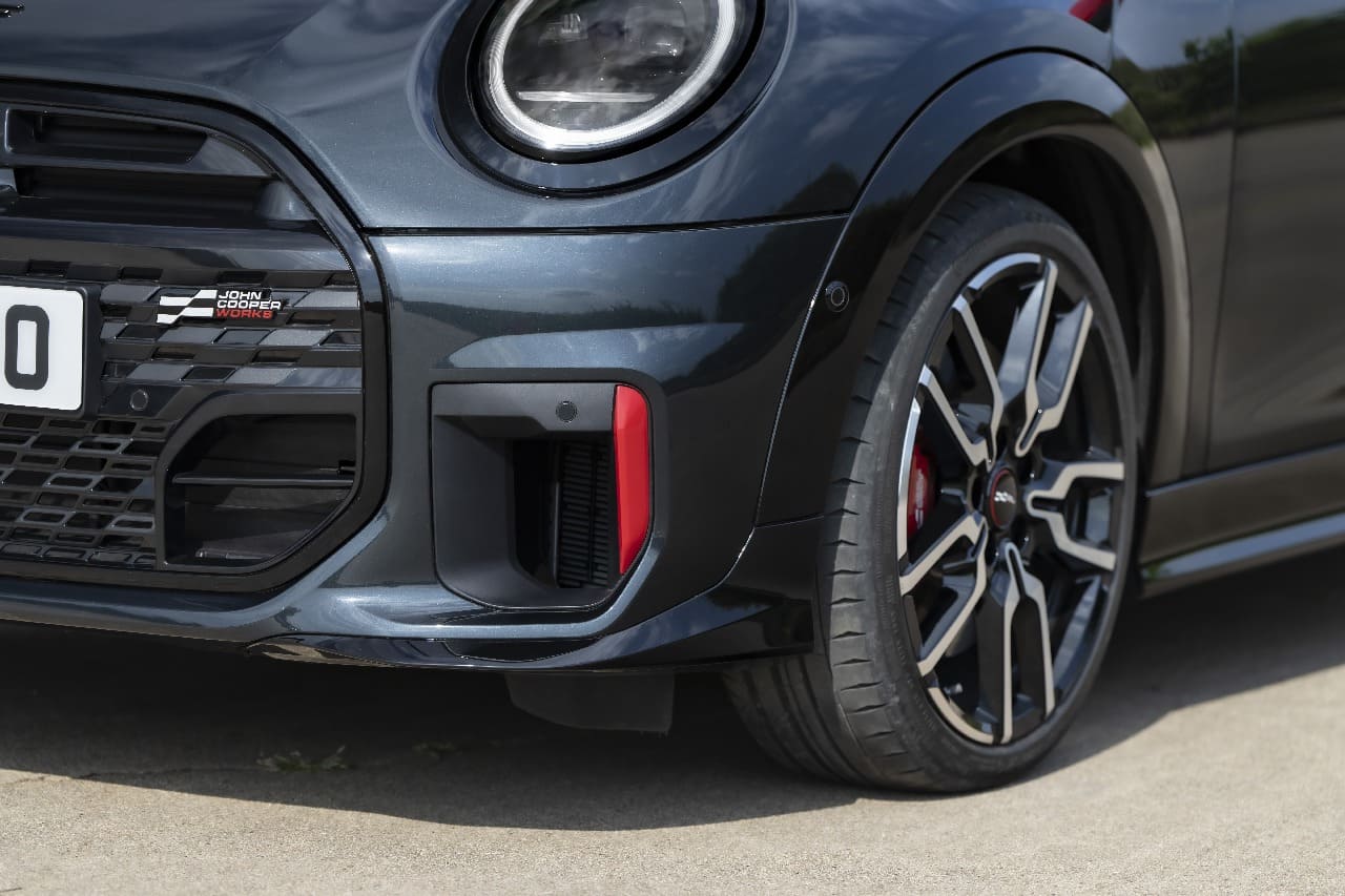 MINI John Cooper Works a benzina