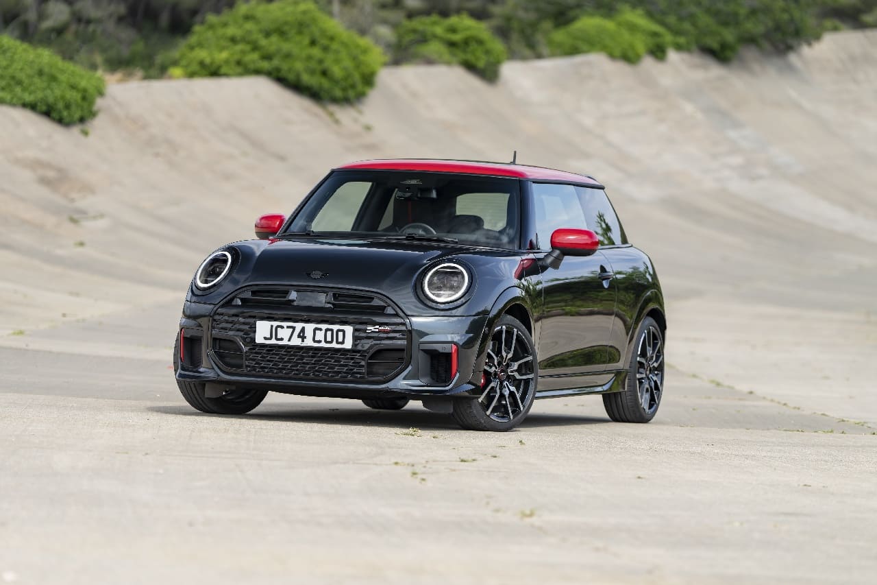 MINI John Cooper Works a benzina